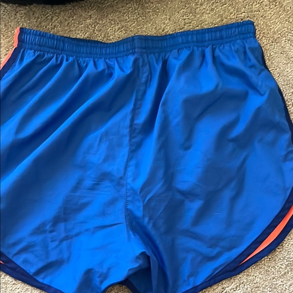 4 pair Nike Tempo shorts. All have liner.  
All in very good condition. - Picture 6 of 12